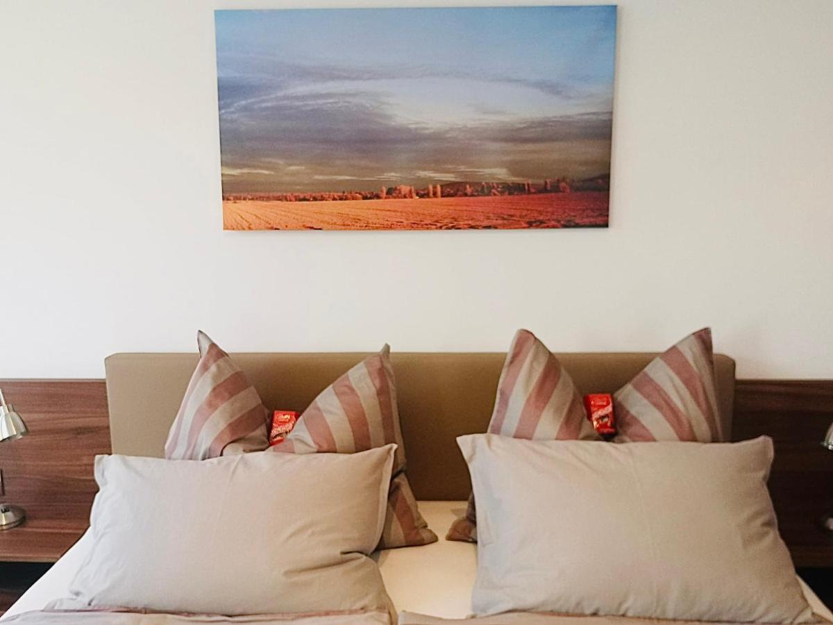 Lilie Appartement In Heviz Mit Tiefgarage, New And Modern Екстер'єр фото