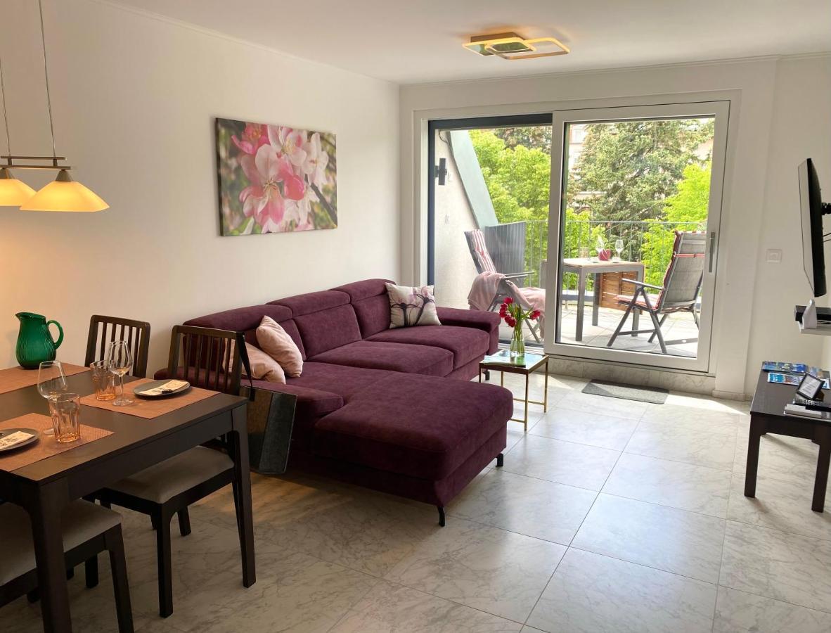 Lilie Appartement In Heviz Mit Tiefgarage, New And Modern Екстер'єр фото