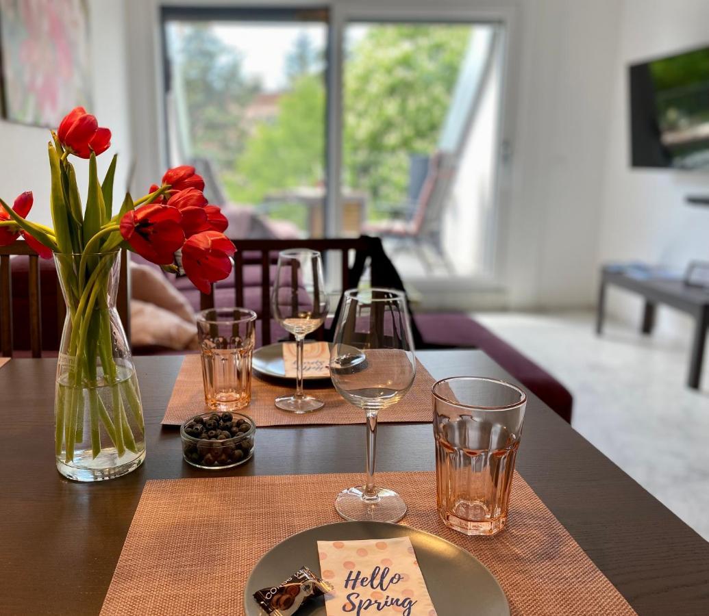 Lilie Appartement In Heviz Mit Tiefgarage, New And Modern Екстер'єр фото