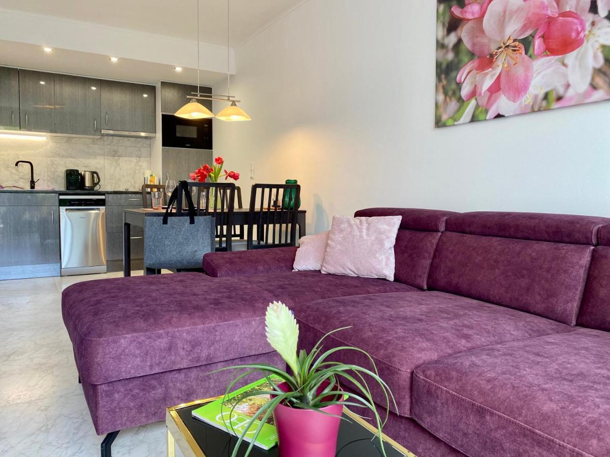 Lilie Appartement In Heviz Mit Tiefgarage, New And Modern Екстер'єр фото